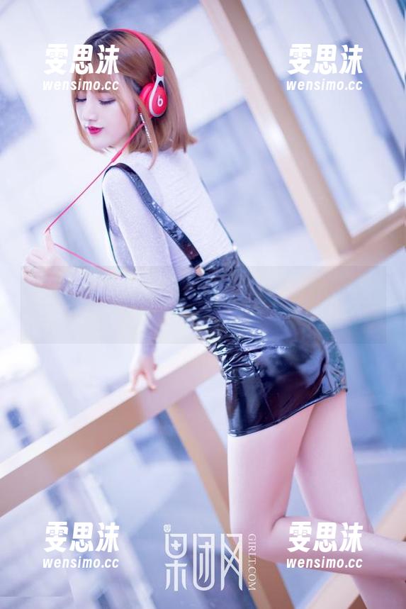 GIRLT果团网 - 美脚控福音：龚玥菲的网盘下载，让你的目光久留！