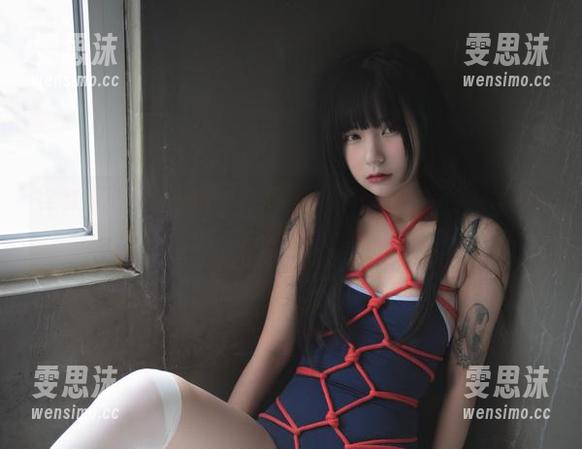 全套体操服呈现的Hizzy(히지)，简直就像阳光下的猫咪，图包快来欣赏！