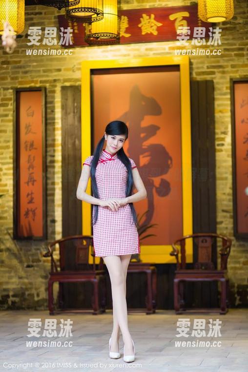 IMiss爱蜜社-石心琪 IMiss爱蜜社 - 从石心琪到你的屏幕:女孩图包里的美图之魅