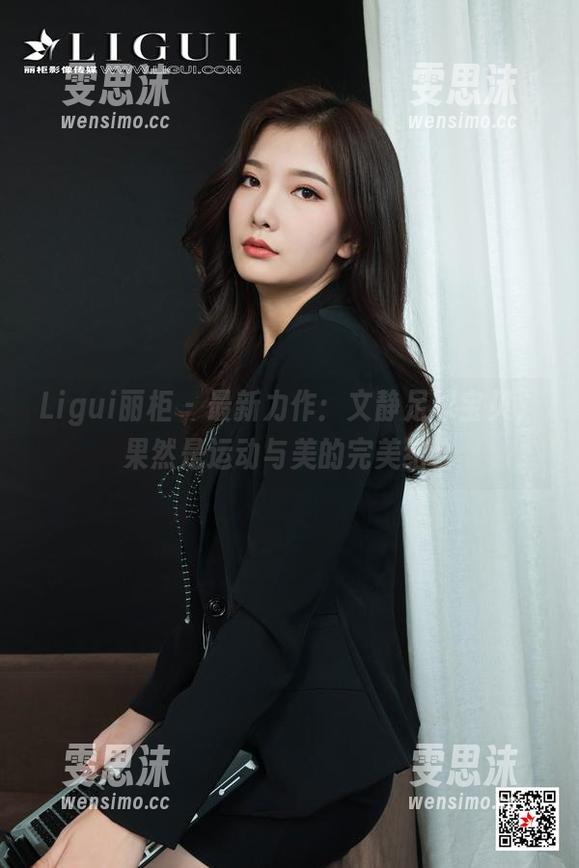 Ligui丽柜 - 最新力作：文静足球宝贝，果然是运动与美的完美结合