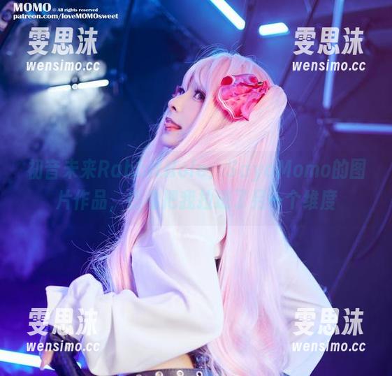 初音未来RabbitHole：SayoMomo的图片作品，仿佛把我拉进了另一个维度