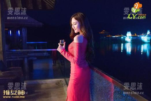 TGOD推女神 - 透过Kiren_程程程的眼睛看女孩们：原图中的小秘密藏着什么？