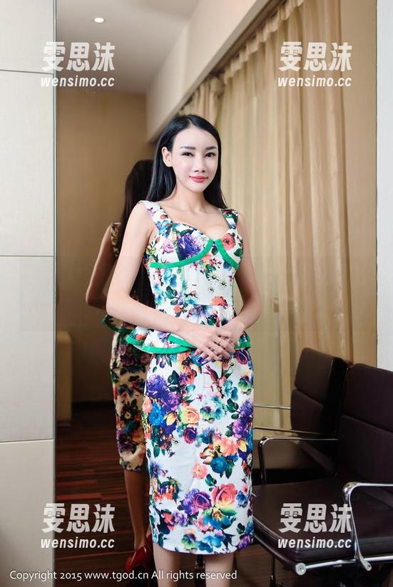 TGOD推女神 - Lee小棠的夏天私拍原图，单纯又复杂的光影交错