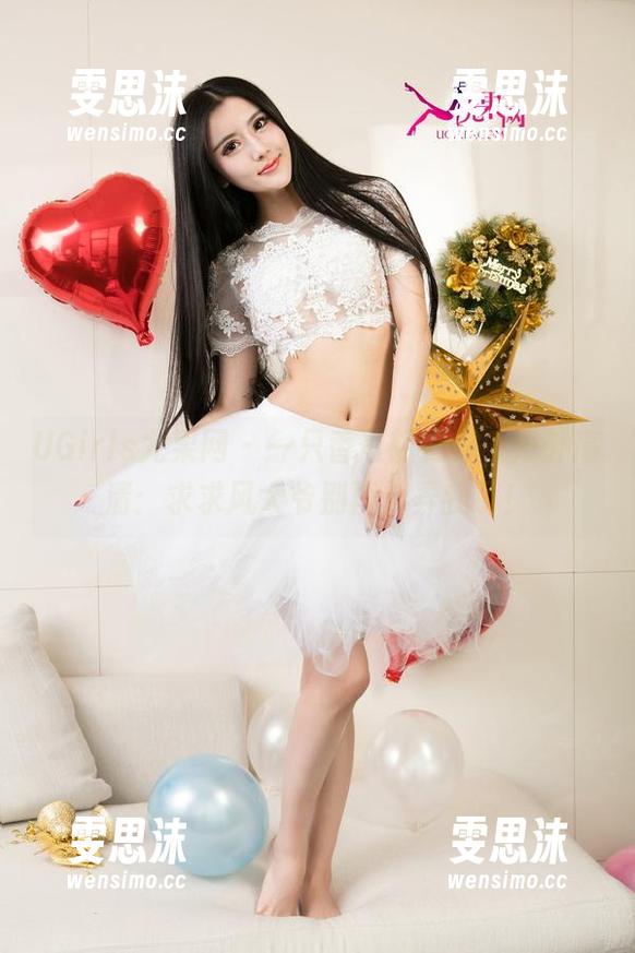UGirls尤果网 - 一只香蕉船在线，户外高清：求求风大爷别再捉弄我了！
