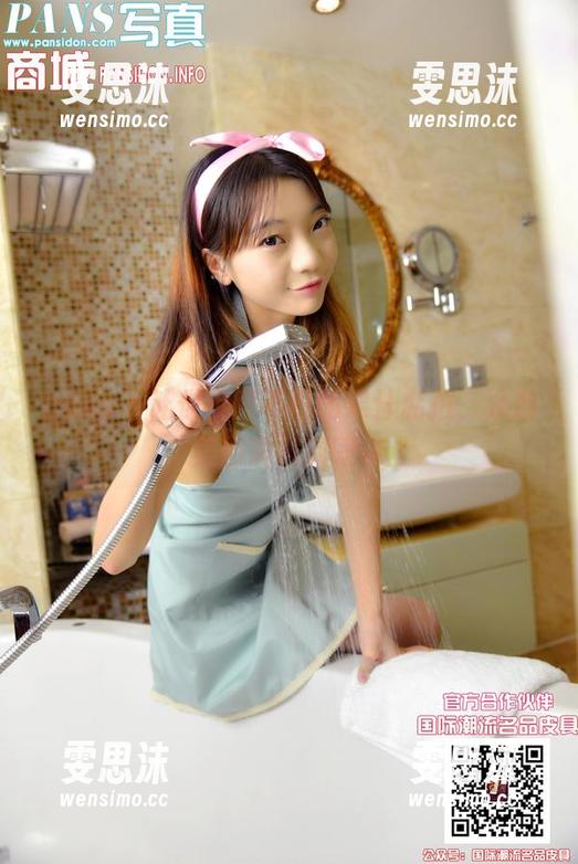 pans-果汁 pans - 让你沉醉不已的果汁私拍,泳池美图满满的暧昧