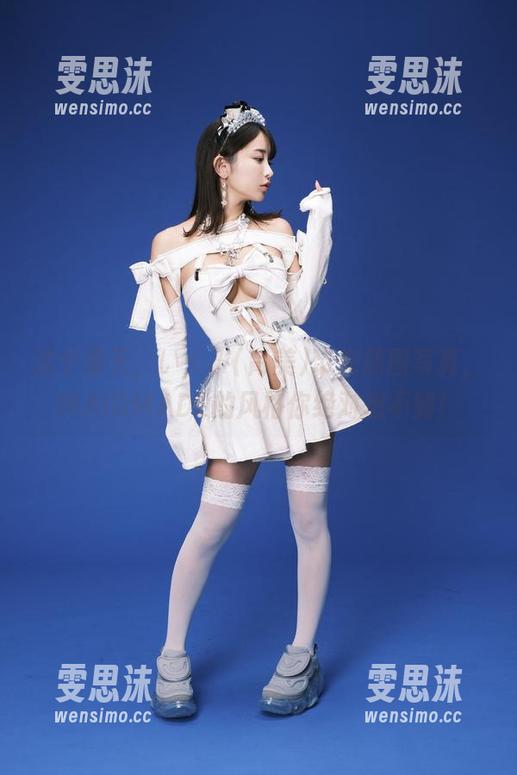 这个夏天，いくみ(育美)带来原图写真，MAIDMADE的风格你绝对想不到！