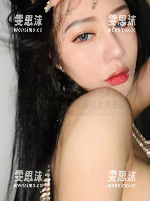 微密圈 - 让你目不转睛的不爱笑的赛琳“钻石黑网”图包，难道好看就是罪？