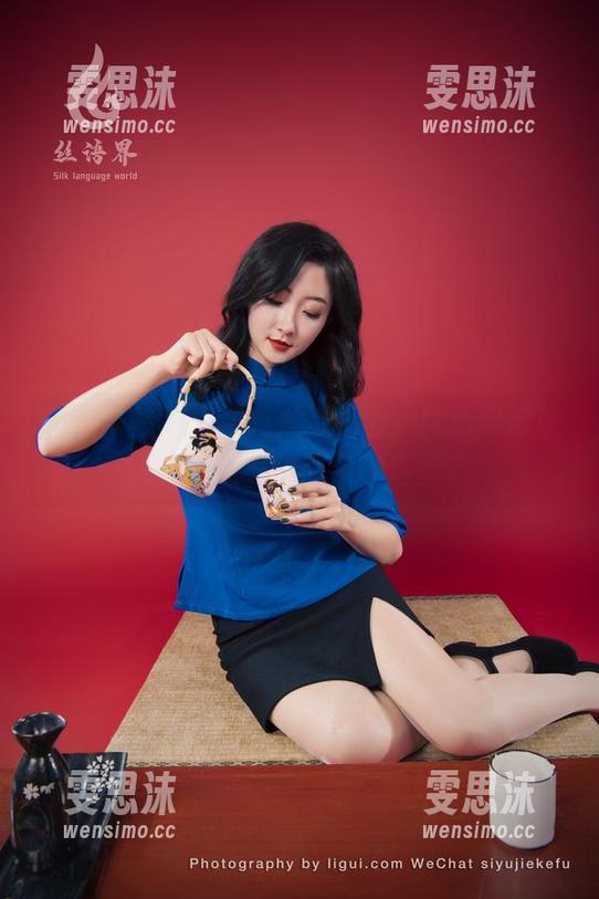 丽柜 - 怡萱秘书的写真暴击，真心觉得这些美图能调皮到何种地步？