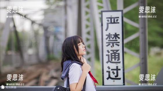 兔玩映画：美图图集大放送，白丝女孩在阳光下引发的欢乐瞬间！