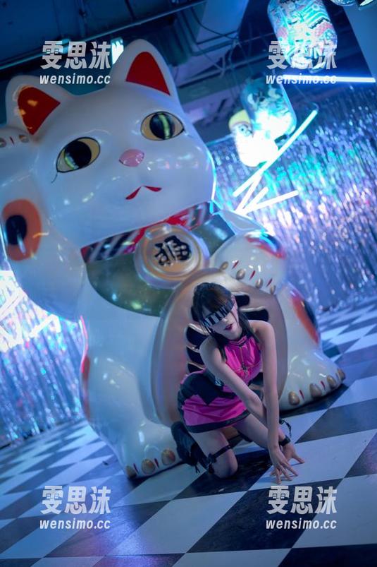 周叽是可爱兔兔 致敬青春:周叽是可爱兔兔套图里的体操服美学,仿佛回到了那个懵懂的年纪