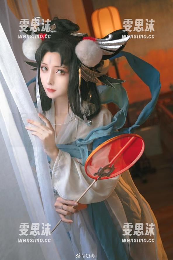 奶狮不咬人 点开!免费奶狮不咬人死库水套图,瞬间被阳光与鲜艳色彩包围!