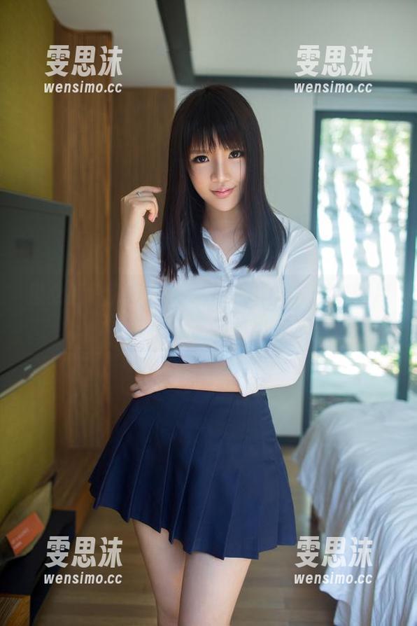 推女郎 - 满满的福利！看胡允儿黑丝图片如何颠覆你的想象