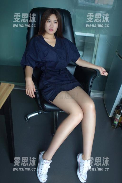 推女郎 - 资源只给懂得欣赏的你，谭冰毛衣美图看这里！