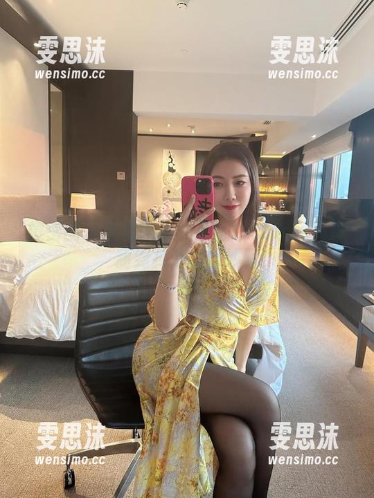 果儿Victoria 微密圈 - 全套图片!果儿Victoria花嫁,甜到掉牙的婚纱照!