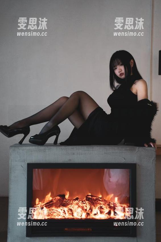 柒柒不可爱情迷意乱，写真集里藏着你不知道的故事，资源也不容错过！