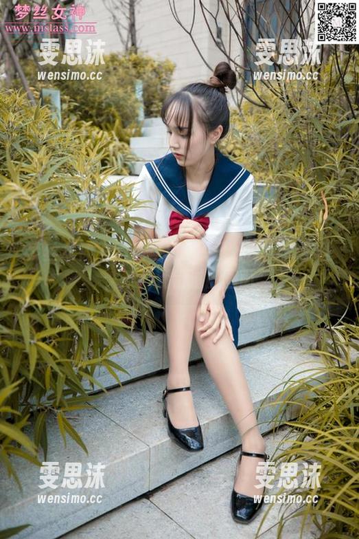梦丝女神-雨晨 梦丝女神 - 雨晨写真:又见小牛仔裤里丝,千万别错过的画面