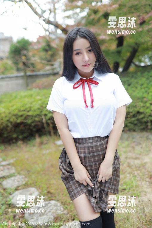 模范学院 - 竟然会被伊小七MoMo的小可爱偷走灵魂，图集真是个诱惑！