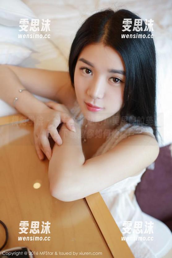 模范学院 - 一起来海边吧！吴思晚的美照，网盘下载教你如何便捷！