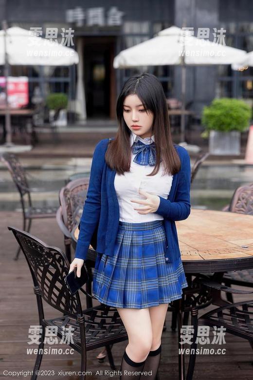 秀人网-Elise谭晓彤 秀人网 - Elise谭晓彤裸足,原图里不需要圣光烘托
