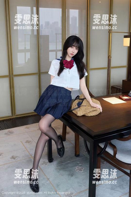 秀人网 - 免费资源来袭，看林文文如何让长腿美到心窝里