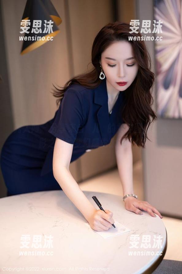 秀人网 - 分享来自玥儿玥的女神图库，光影之间的梦幻感觉太美了！