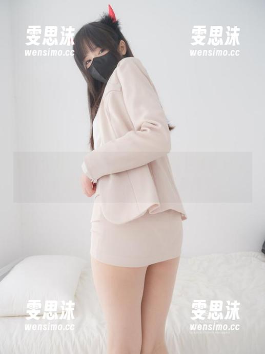 紧急企划 - 探秘一只喵喵梓的温柔世界-全套原图，仿佛被包围在云里！