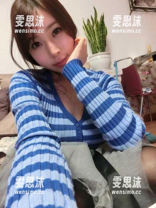 微密圈 - 紫色哒豚豚的直播视频精选：看完让你想第一时间分享给好哥们！