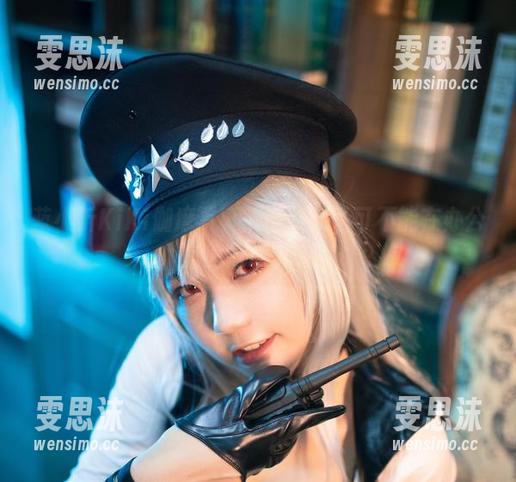 蓝小沂KiKi 蓝小沂KiKi伽摩写真集:下载了可不能在办公室偷偷欣赏哦!