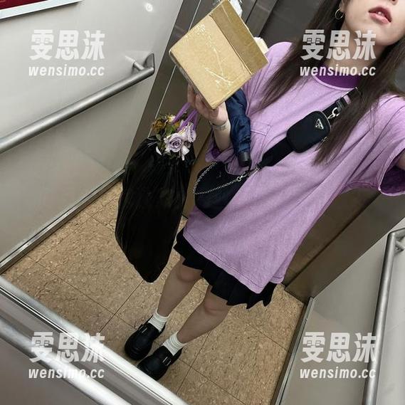闪月半 闪月半私房独家:肉丝和我,谁更撩?