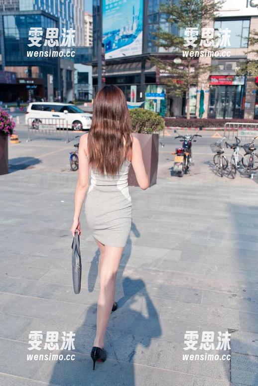 长腿小姐姐的图片太诱人，魔镜街拍让你一秒钟想加入模特队伍！
