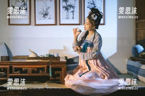 鹿八岁baby 鹿八岁baby的女仆写真,高清捕捉那些不经意的优雅瞬间,真是让人心动!